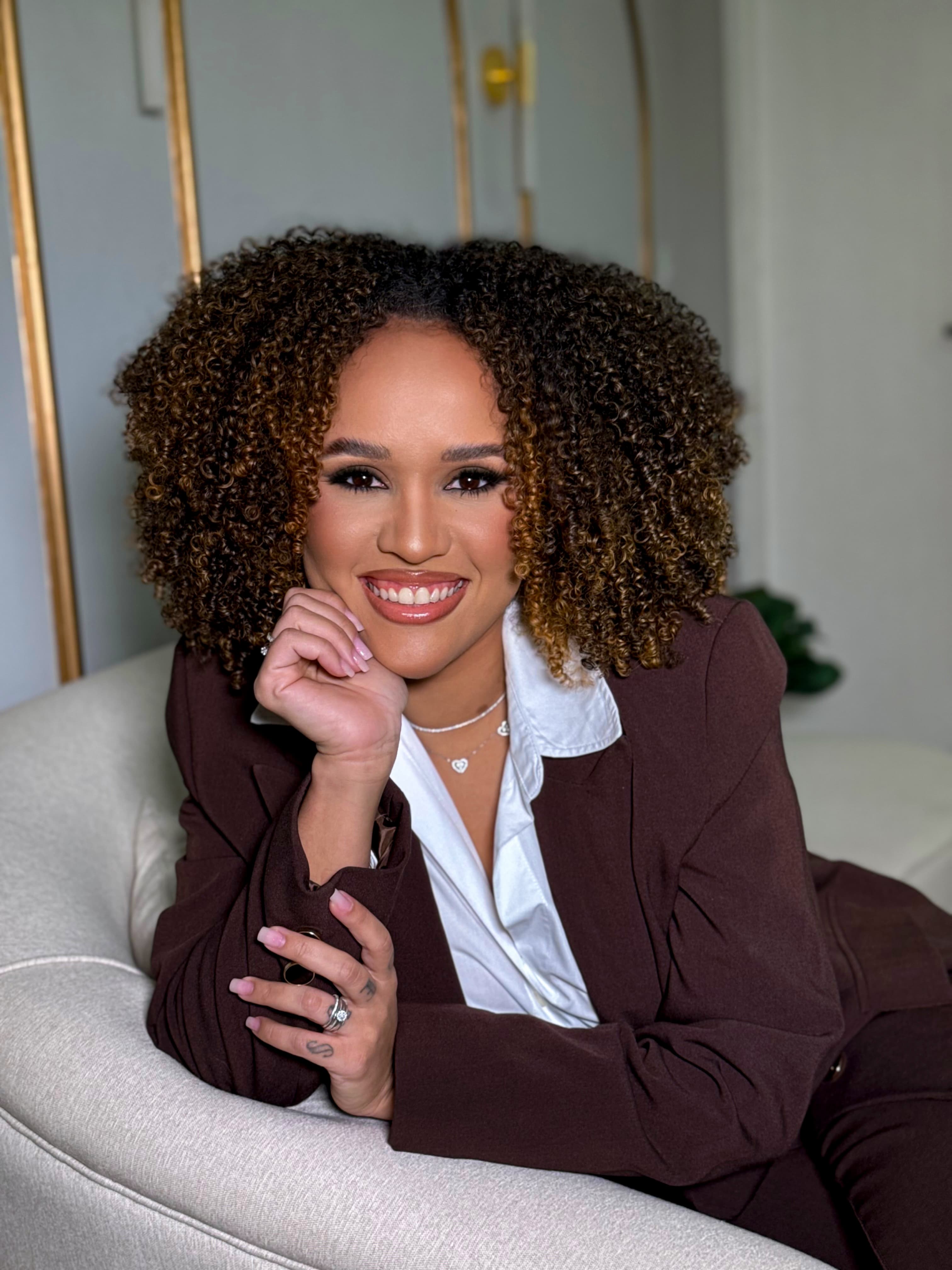 Loide BoaVentura Nails